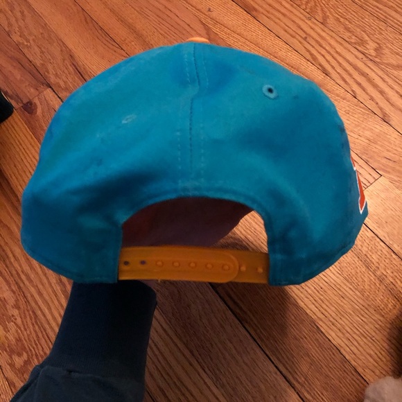 Miami dolphins hat - Picture 2 of 4